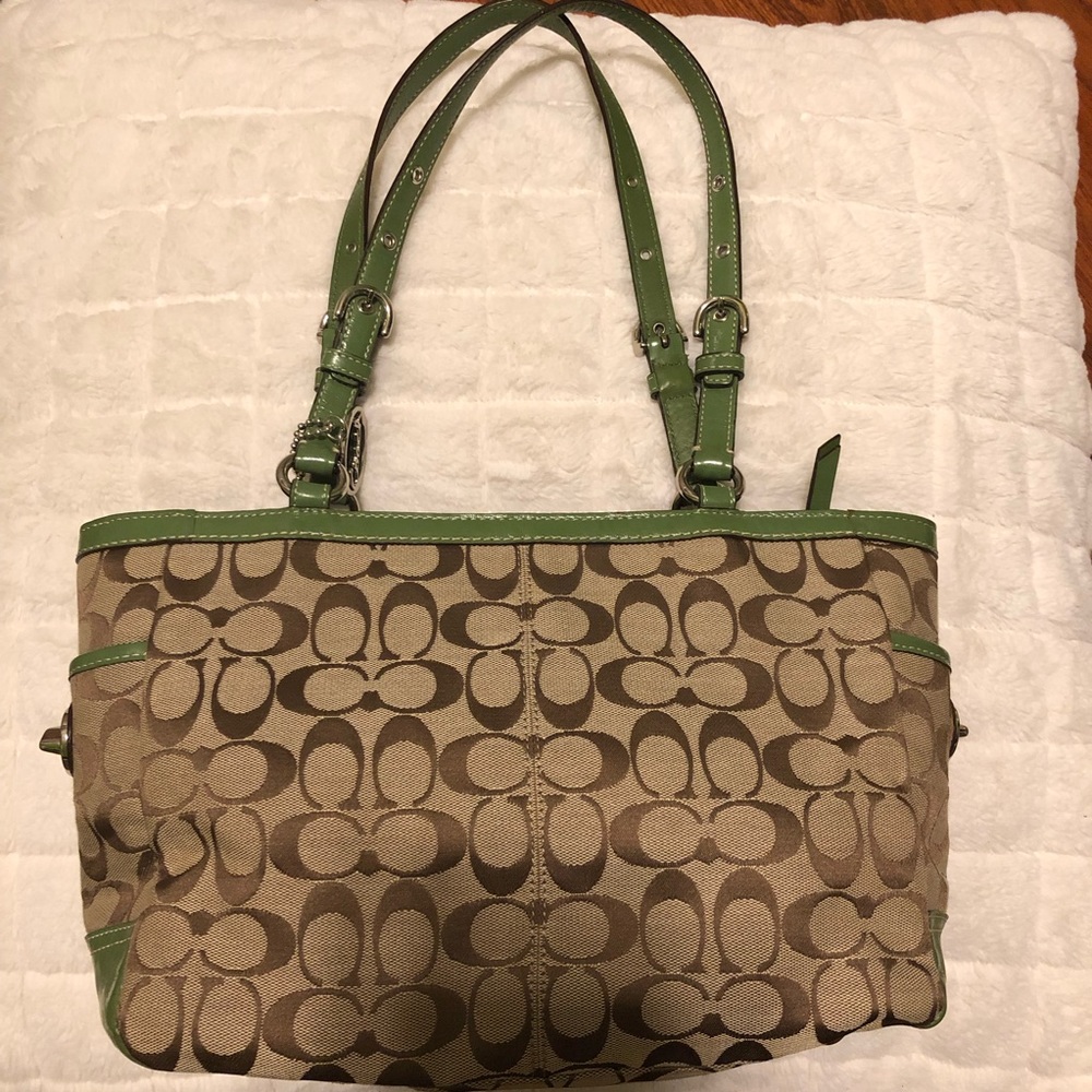 Coach Handbag - Picture 2 of 4